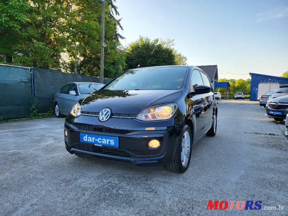 2017' Volkswagen Up 1,0 photo #2