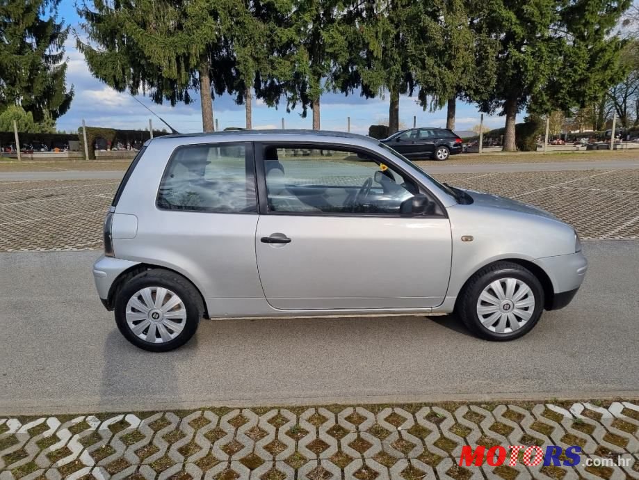 2002' SEAT Arosa 1,0 photo #6