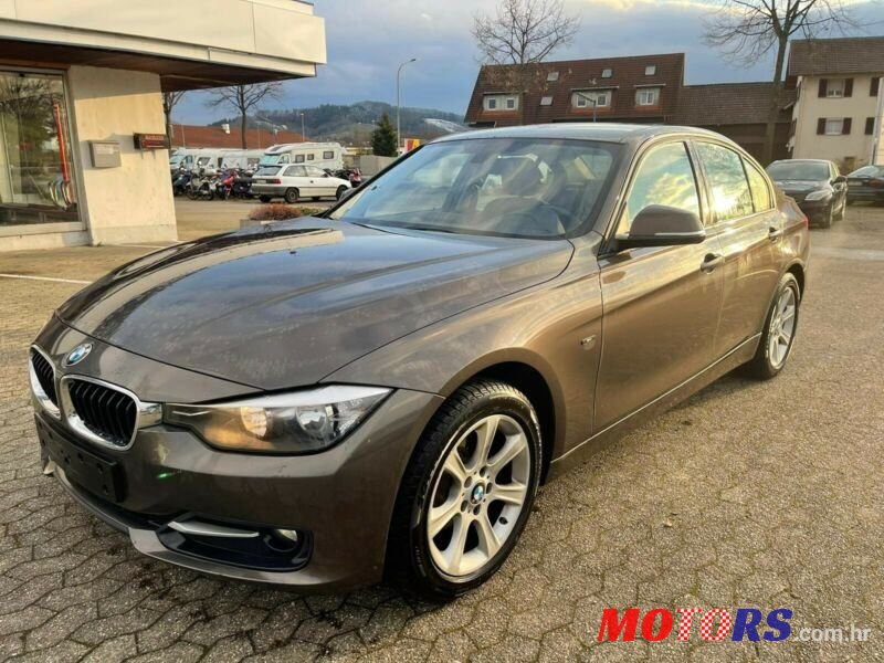 2015' BMW Serija 3 316D photo #1