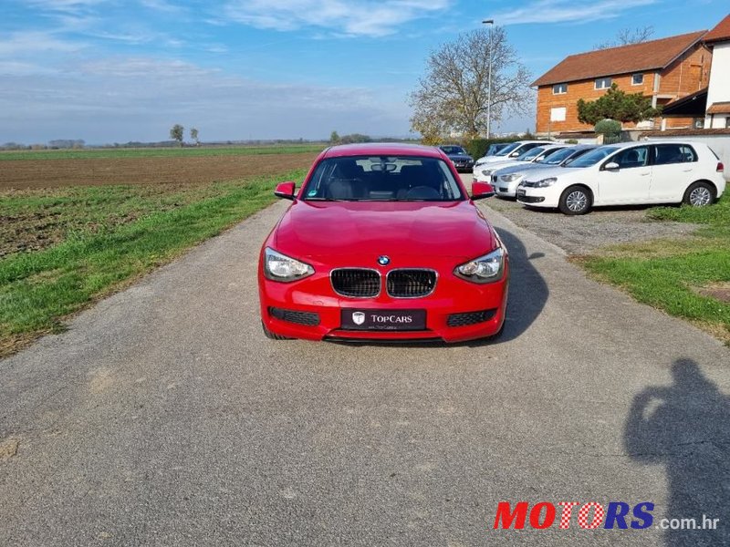 2014' BMW Serija 1 118D photo #3