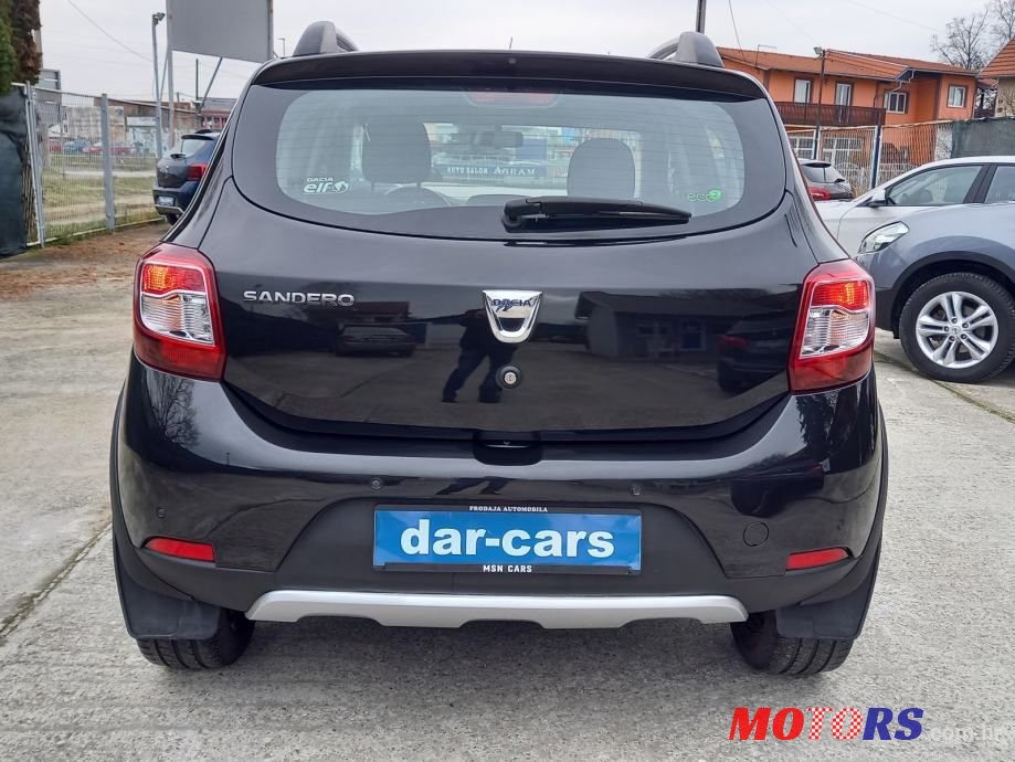 2015' Dacia Sandero photo #3