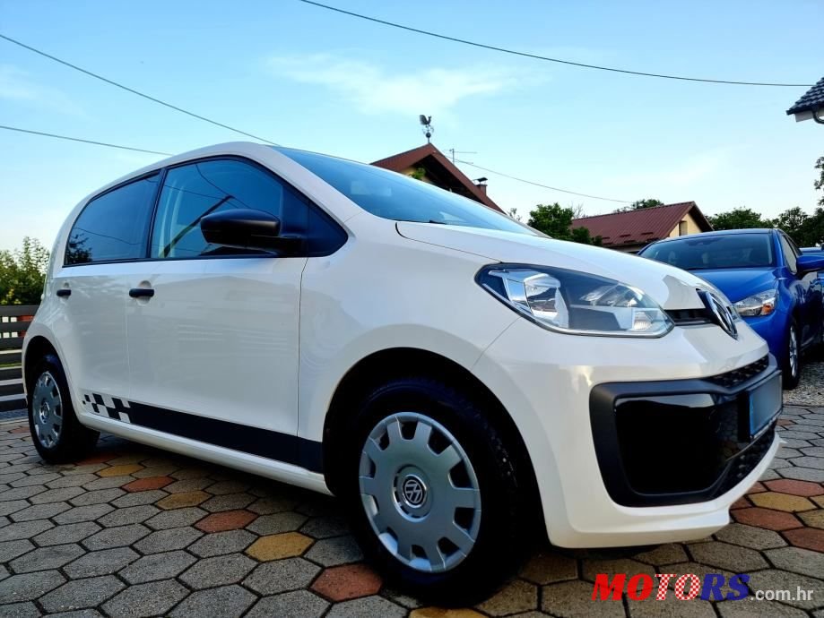 2017' Volkswagen Up! 1,0 photo #4