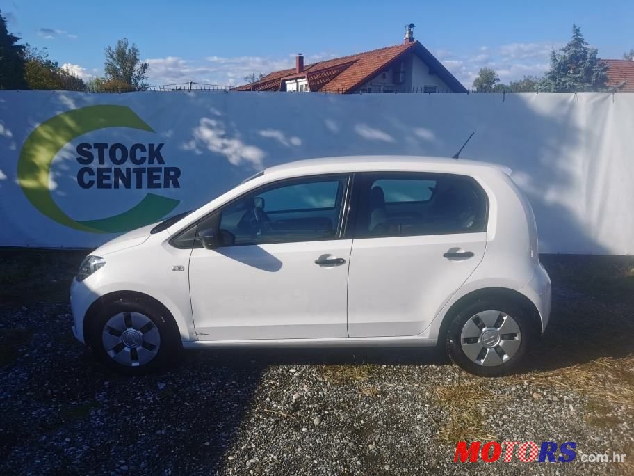 2016' Volkswagen Up! 1,0 photo #3