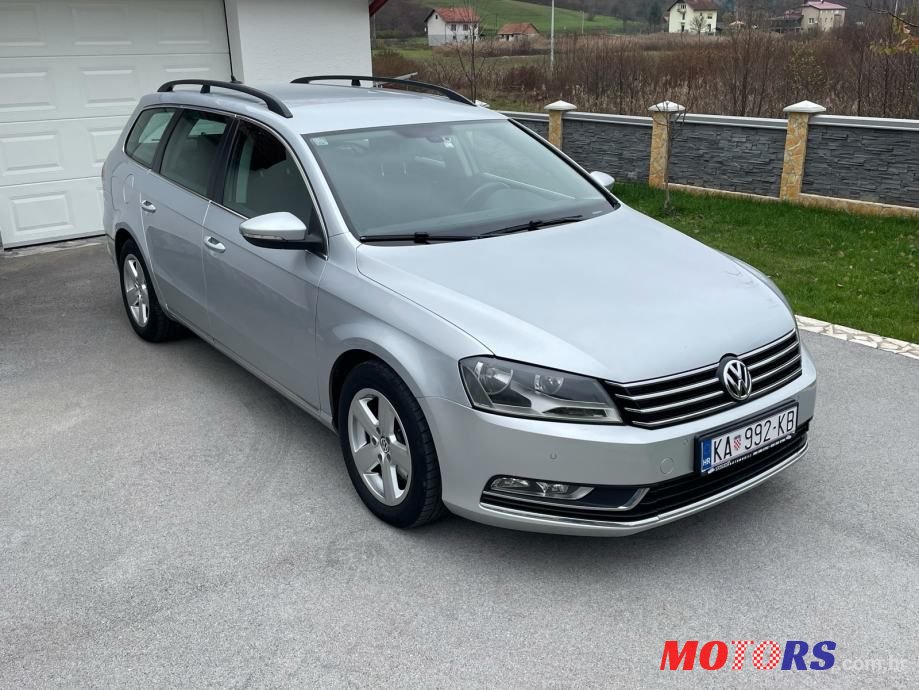 2013' Volkswagen Passat Variant photo #2