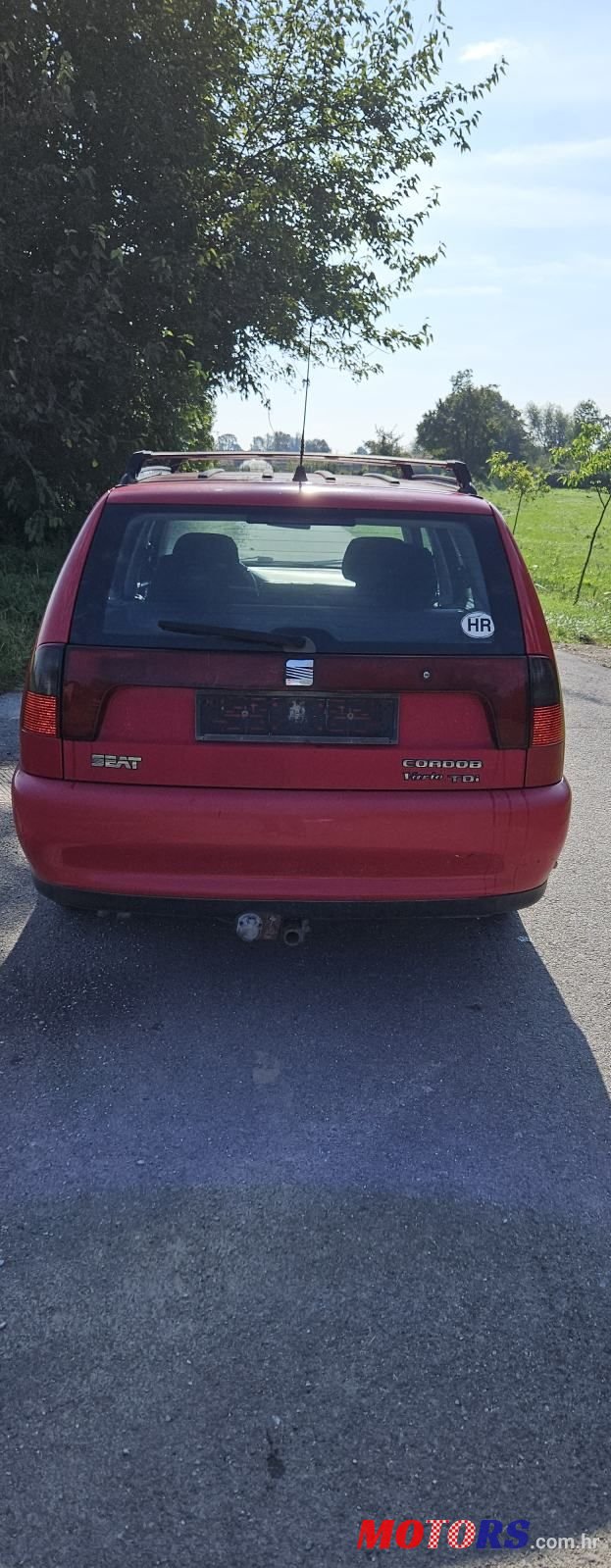 1998' SEAT Cordoba Vario photo #4