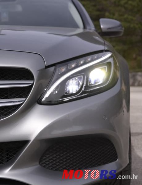 2015' Mercedes-Benz C-Klasa 200 D photo #3