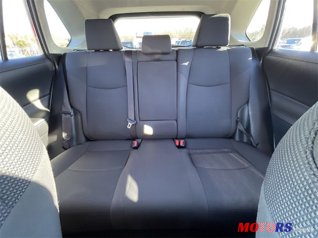 2019' Toyota RAV4 LE FWD photo #4