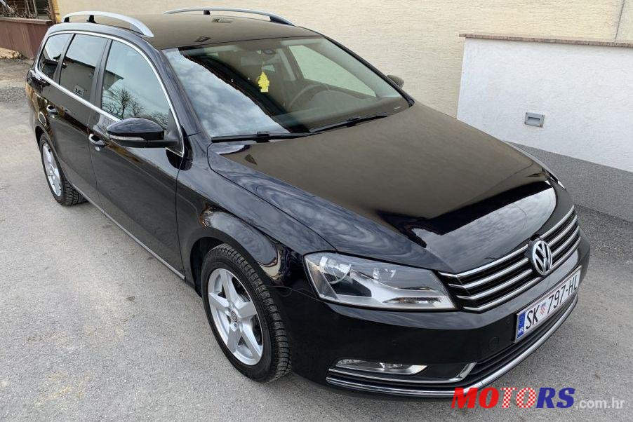 2012' Volkswagen Passat Variant 1,6 Tdi Bmt photo #1