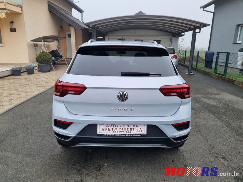 2019' Volkswagen T-Roc photo #4