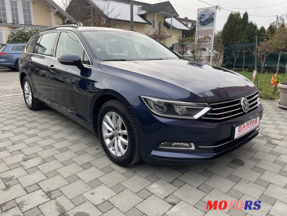 2016' Volkswagen Passat Variant photo #1