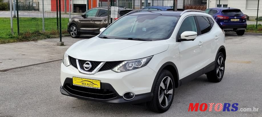 2015' Nissan Qashqai 1,5 Dci photo #1