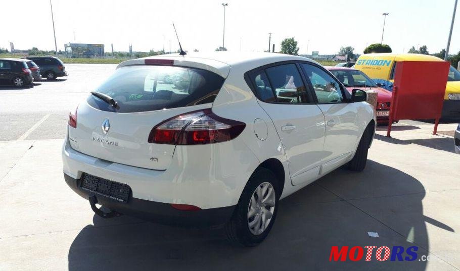 2015' Renault Megane Dci photo #2