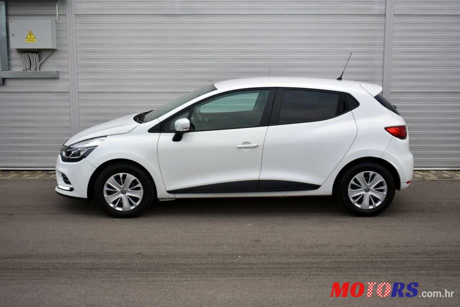 2016' Renault Clio 1.5 Dci photo #3