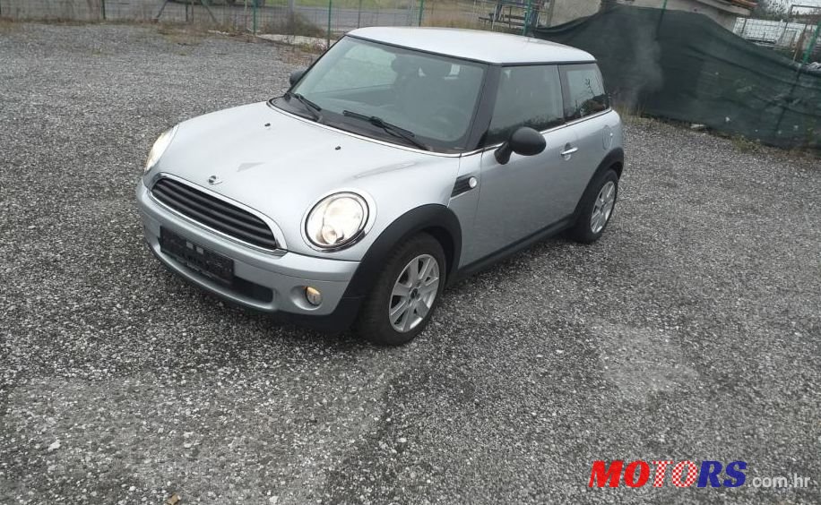 2010' MINI Cooper 1,4 photo #1