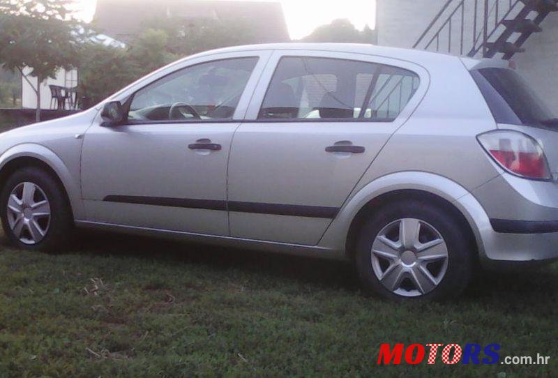 2005' Opel Astra 1,4 16V photo #4