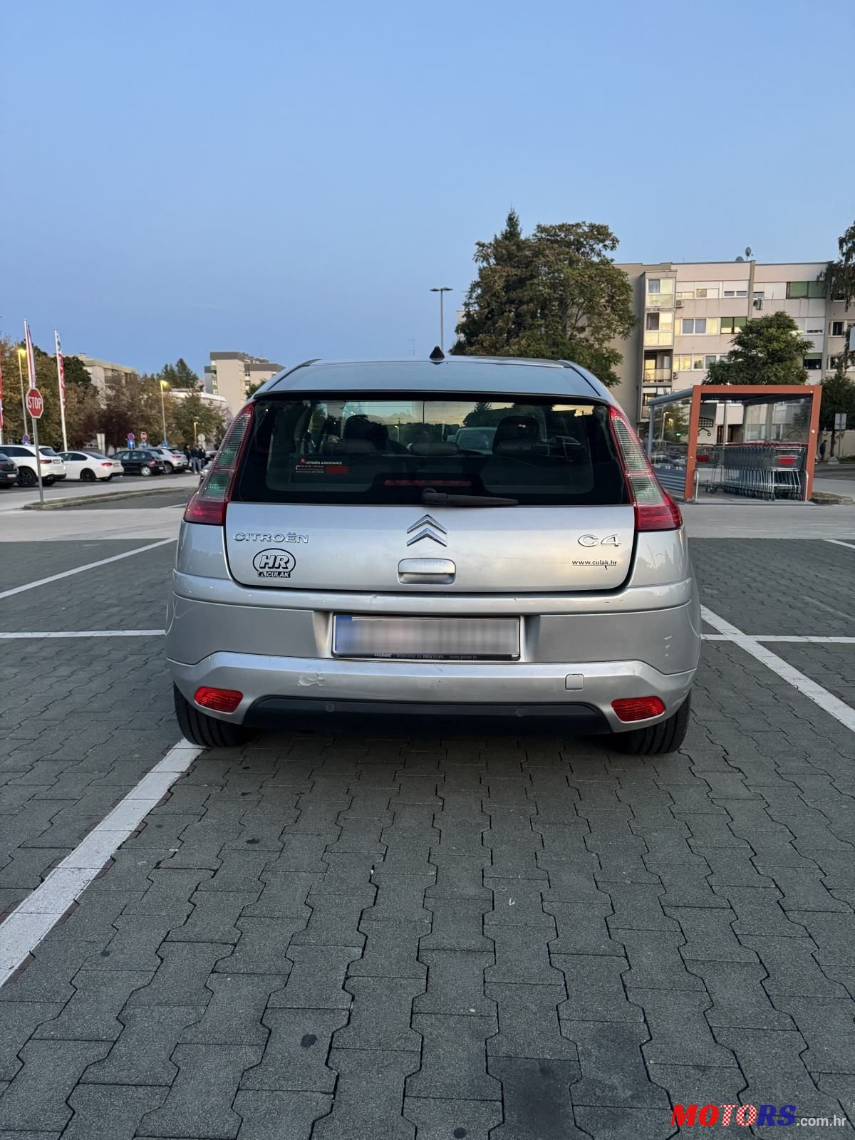 2007' Citroen C4 1,6 Hdi 16V photo #2