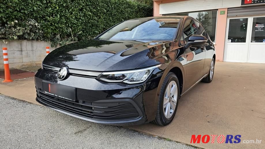 2020' Volkswagen Golf 8 2.0 Tdi Dsg Life photo #1