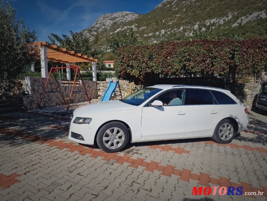 2010' Audi A4 Avant photo #4