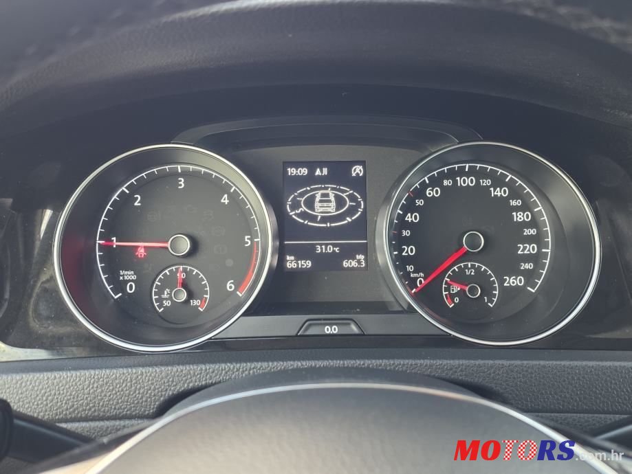 2018' Volkswagen Golf VII 1,6 Tdi photo #6