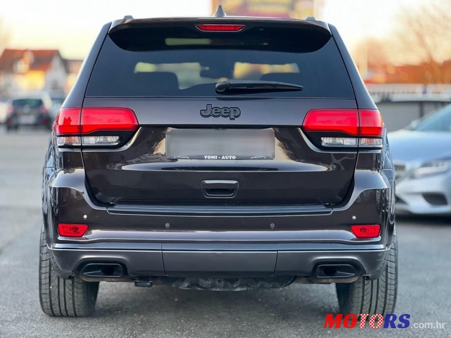 2016' Jeep Grand Cherokee 3.0 Summit photo #5