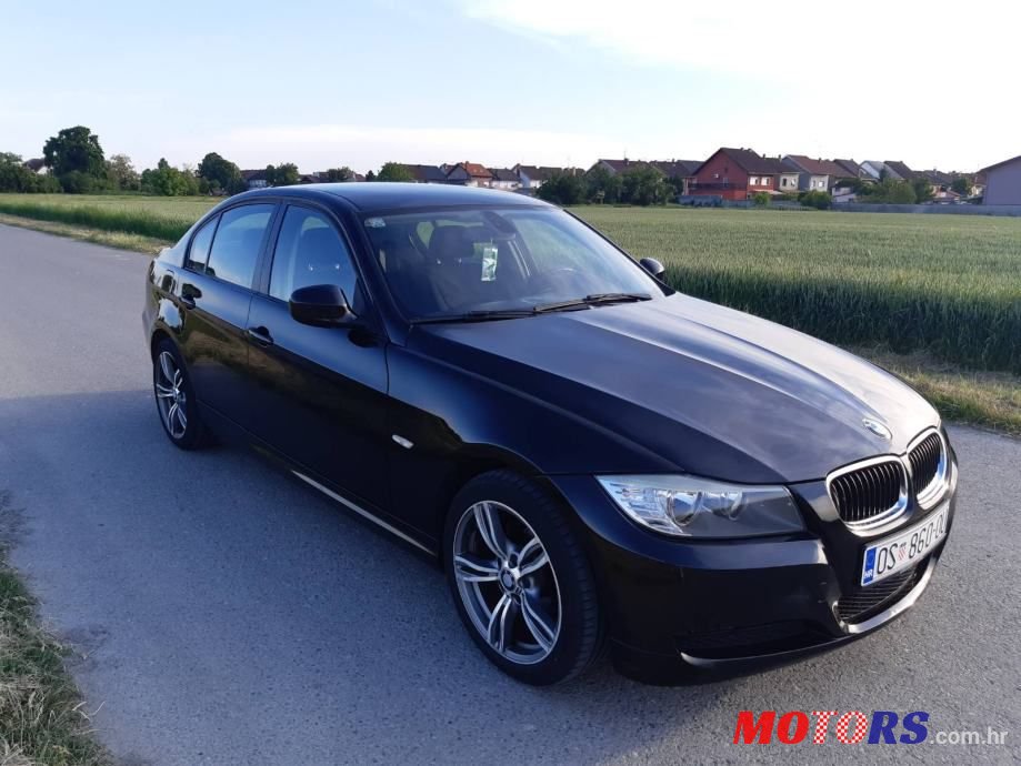 2010' BMW Serija 3 316D photo #3