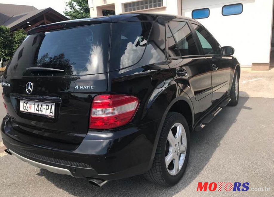 2007' Mercedes-Benz Ml 320 Cdi photo #2