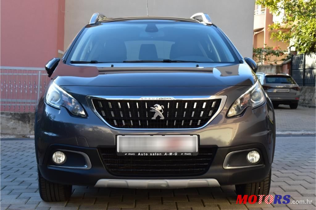 2018' Peugeot 2008 1,6 Bluehdi photo #1