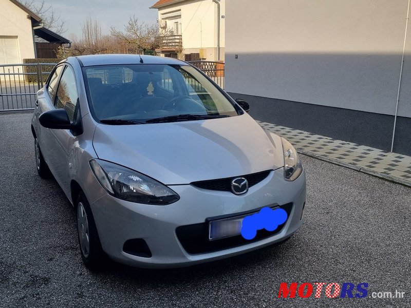 2009' Mazda 2 1,3 I Ce photo #1