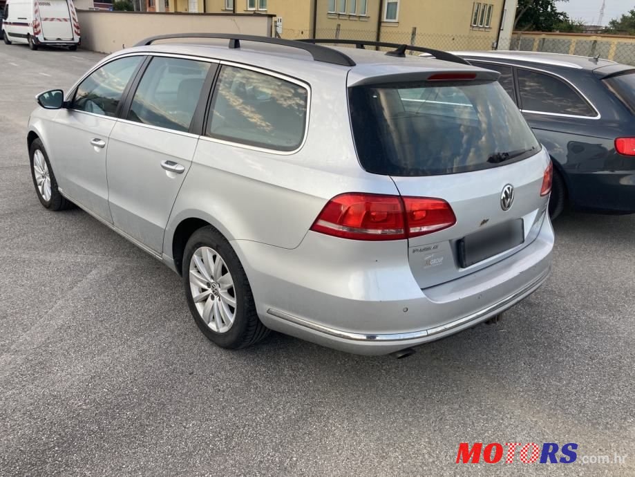 2012' Volkswagen Passat photo #4