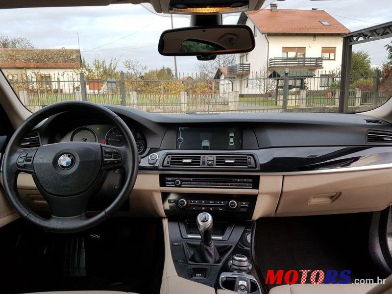 2010' BMW Serija 5 520D photo #2