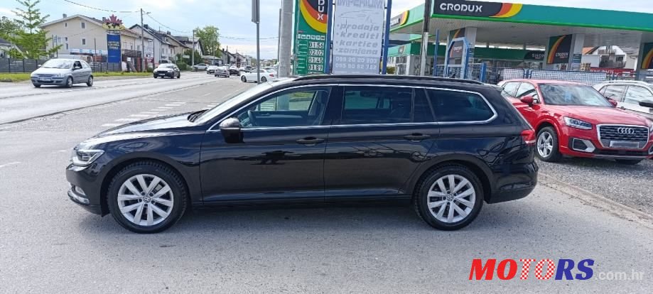 2016' Volkswagen Passat Variant photo #3