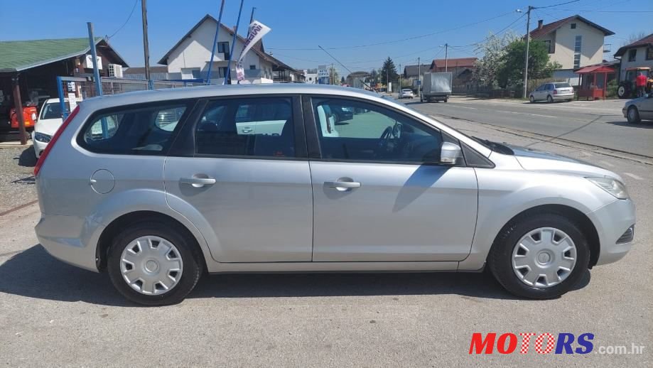 2008' Ford Focus Karavan photo #4