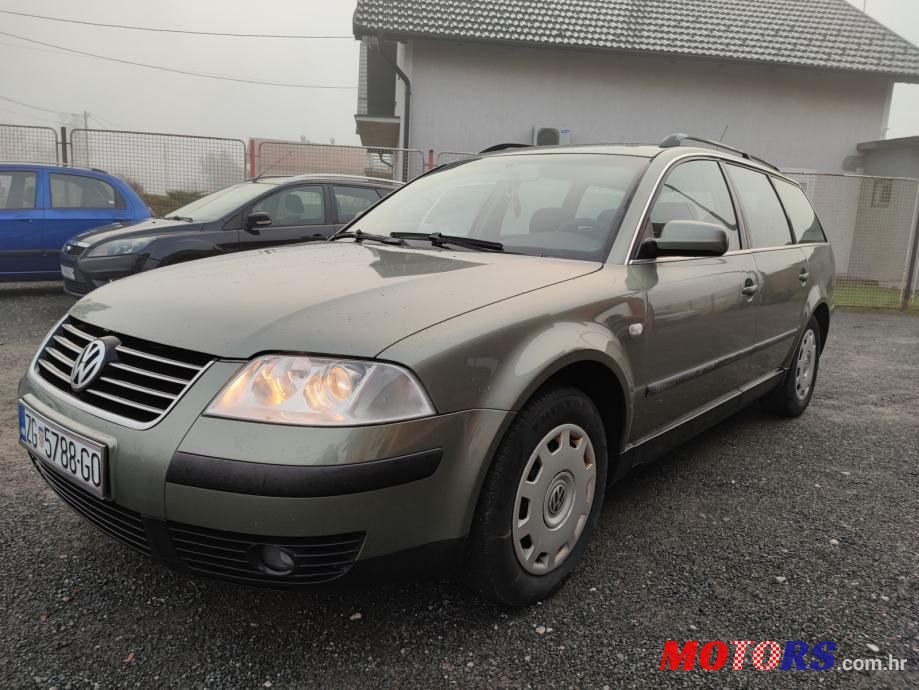 2005' Volkswagen Passat Variant photo #5