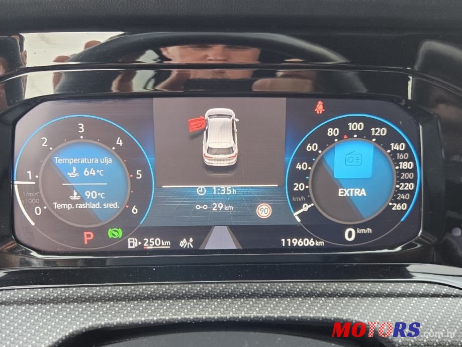 2021' Volkswagen Golf VIII 2,0 Tdi photo #3