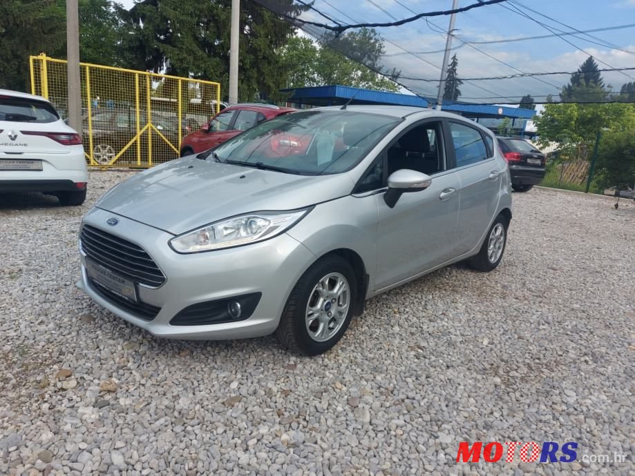 2014' Ford Fiesta 1,6 photo #1