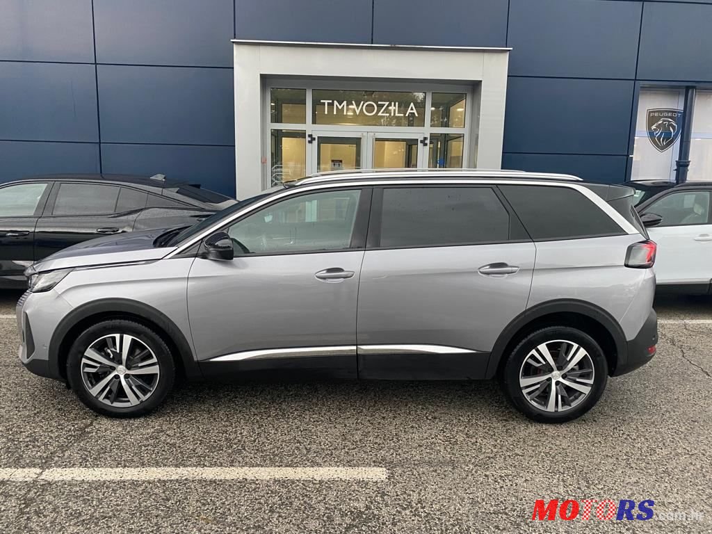2023' Peugeot 5008 1.5 Bluehdi photo #3