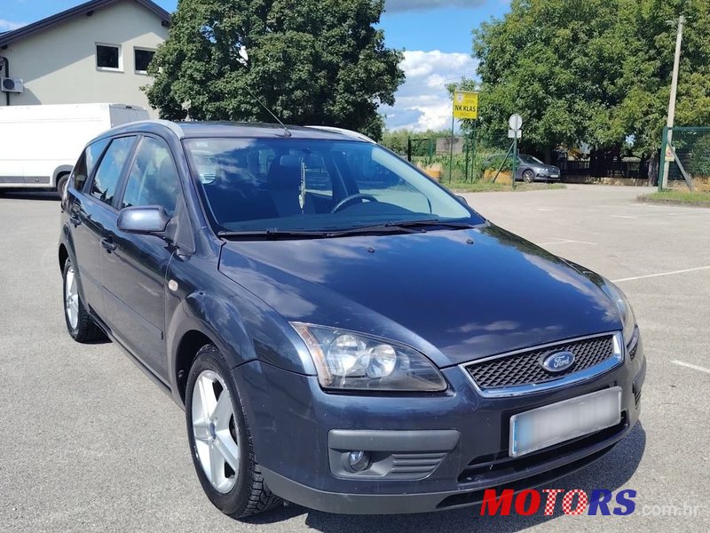 2006' Ford Focus Karavan photo #1