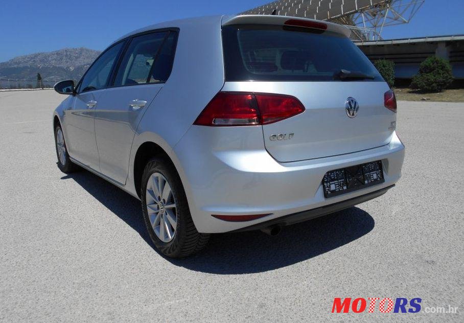 2014' Volkswagen Golf VII 1,6 Tdi Bmt photo #2