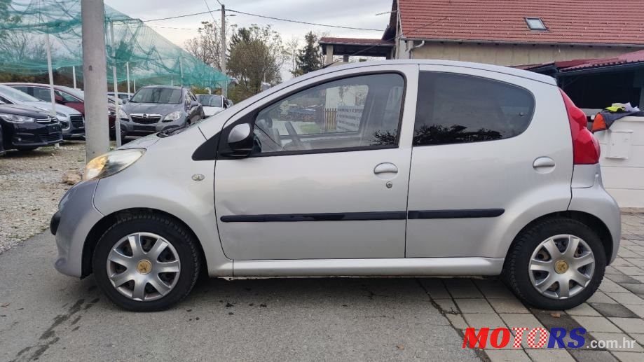 2007' Peugeot 107 1,0 photo #5