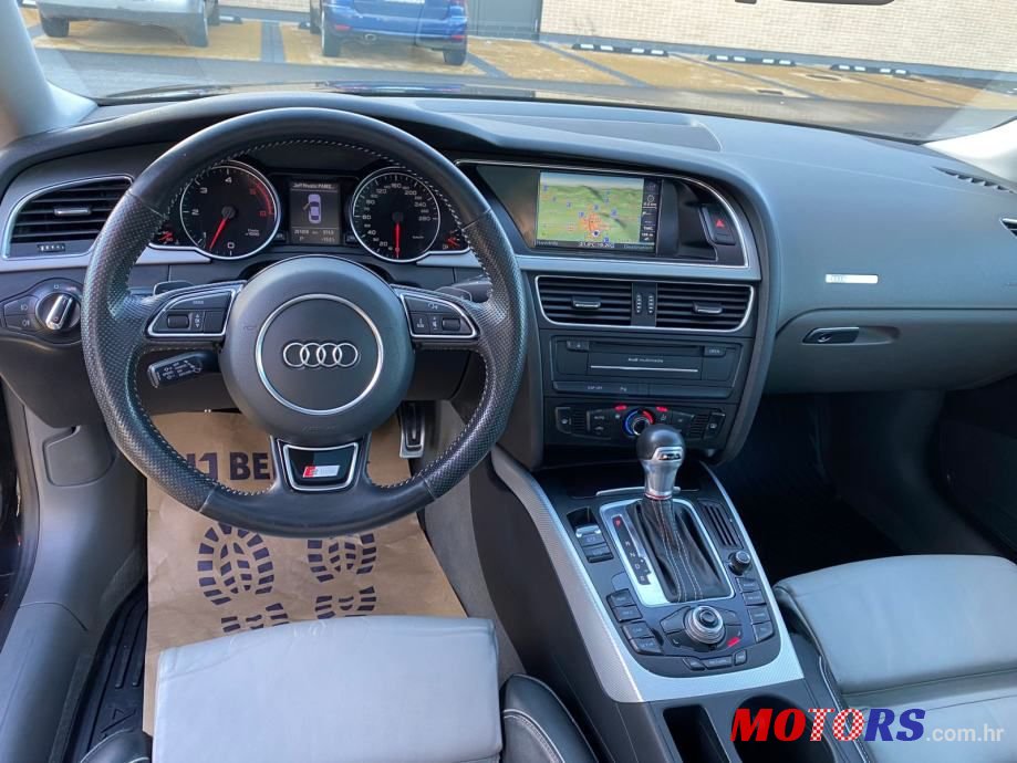 2009' Audi A5 Coupe photo #6