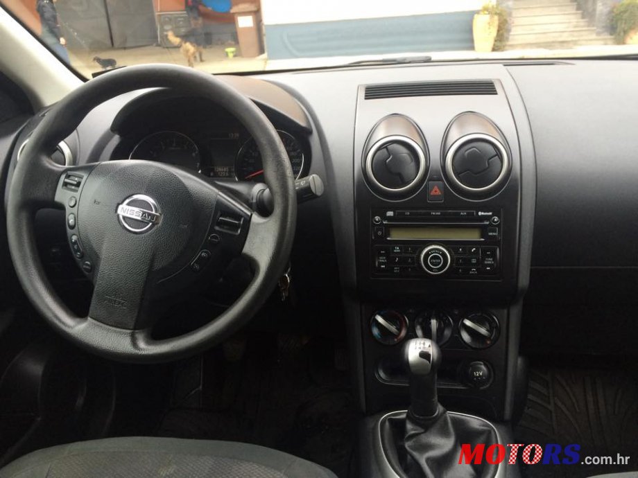 2010' Nissan Qashqai photo #2
