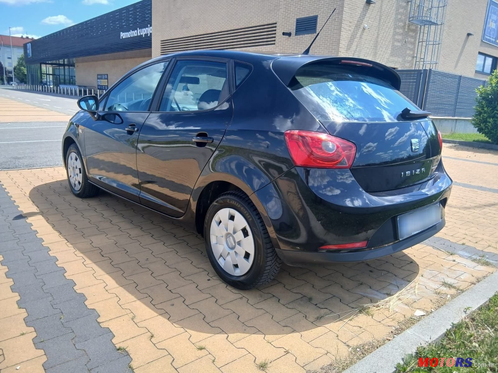 2009' SEAT Ibiza 1,4 Tdi photo #4