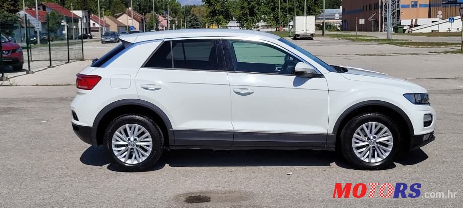 2018' Volkswagen T-Roc 2,0 Tdi photo #5