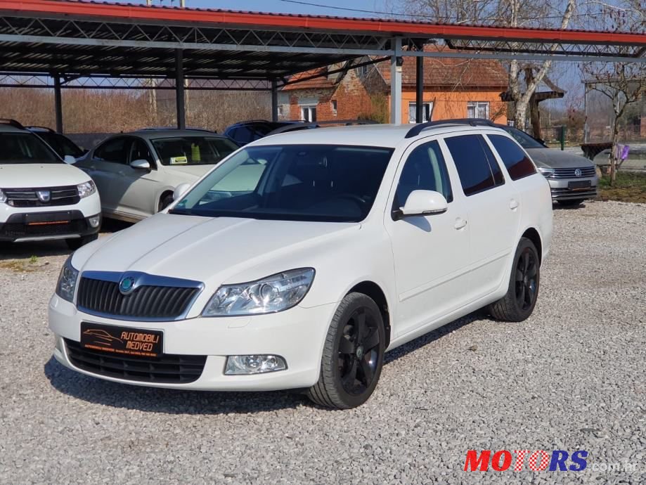 2012' Skoda Octavia Combi photo #1
