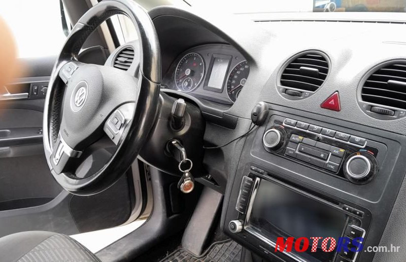 2015' Volkswagen Caddy 1,6 Tdi photo #3