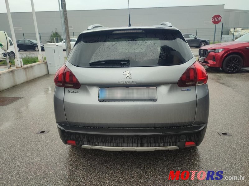 2016' Peugeot 2008 1,6 Bluehdi photo #6