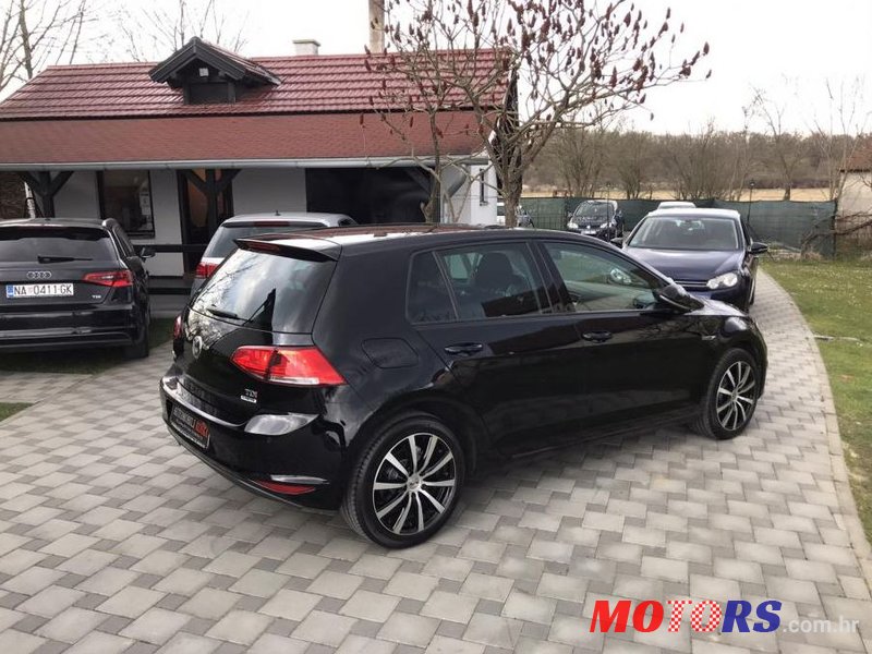 2015' Volkswagen Golf 7 1,6 Tdi Bmt photo #4