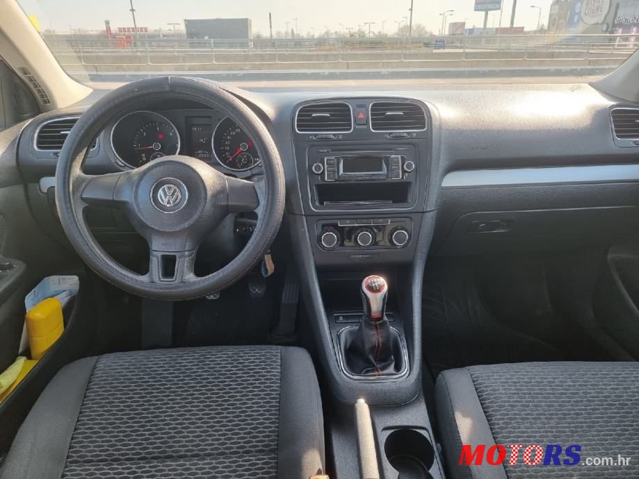 2012' Volkswagen Golf 6 Variant photo #4