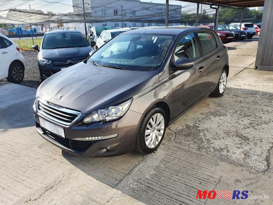 2016' Peugeot 308 photo #1