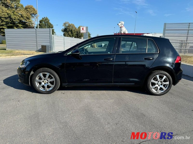 2015' Volkswagen Golf VII 1,6 Tdi photo #2